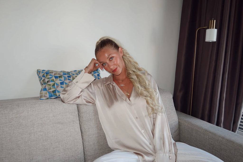 Angel (warmes Platin gesträhnt)